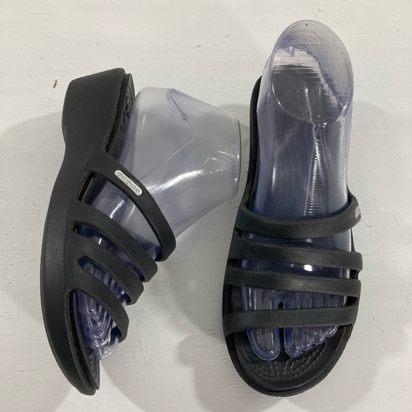 Crocs Black Rhonda Wedge Heel Strappy Slip On Comfort Sandals Women's 7 Shoes - Picture 2 of 9